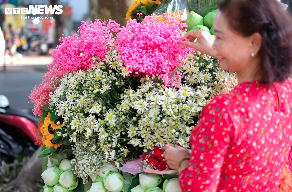 Small flowers are among the most popular items for locals as they decorate their homes or offices.
