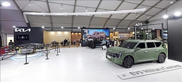 Kia Corp's booth at the Seoul International Aerospace and Defence Exhibition (ADEX 2023) in Seongnam, Gyeonggi province on October 17 (Photo: YONHAP/VNA)