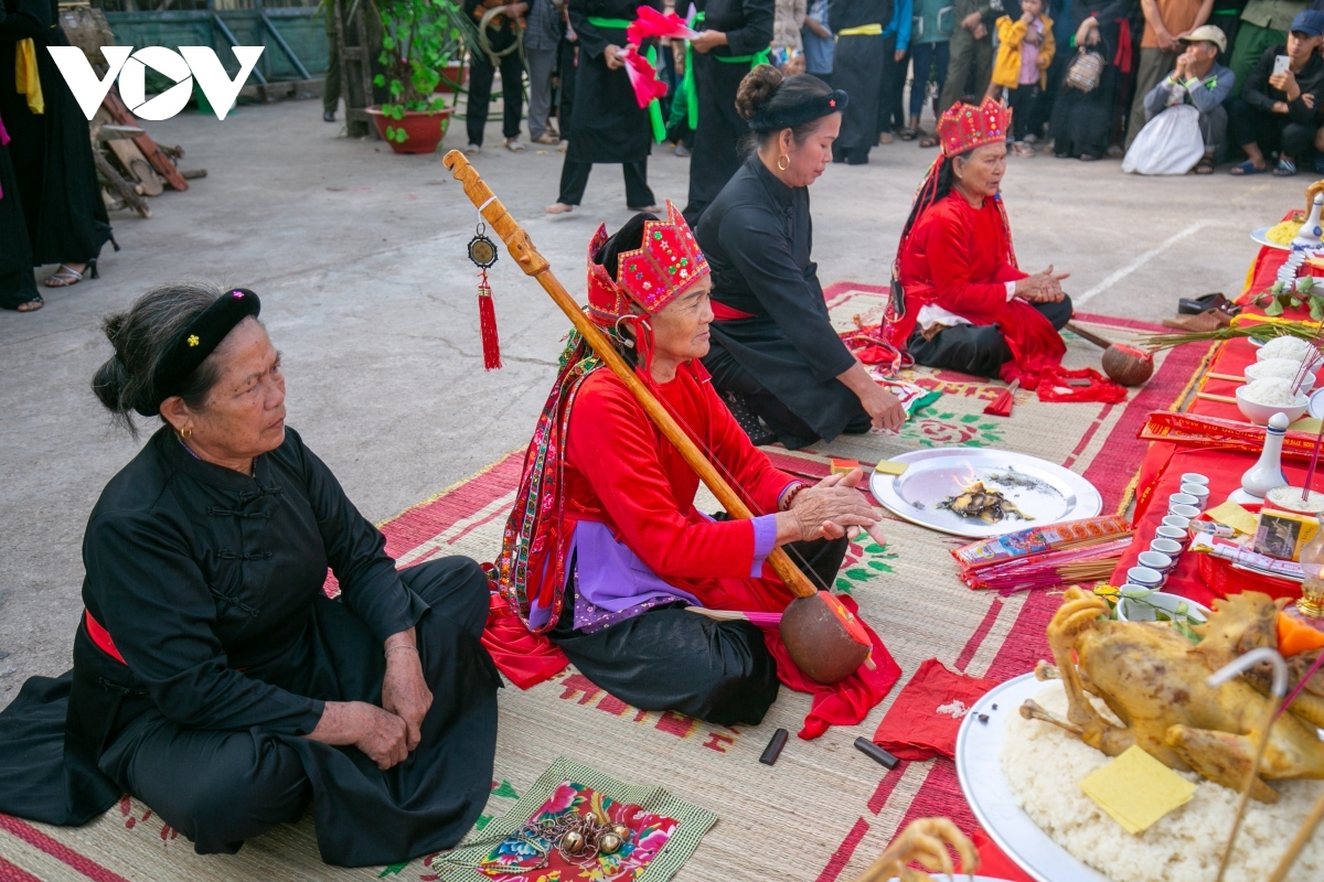 Then is an essential ritual practice that is part of the spiritual life of the Tay ethnic minority group who reside in the northern part of Vietnam.