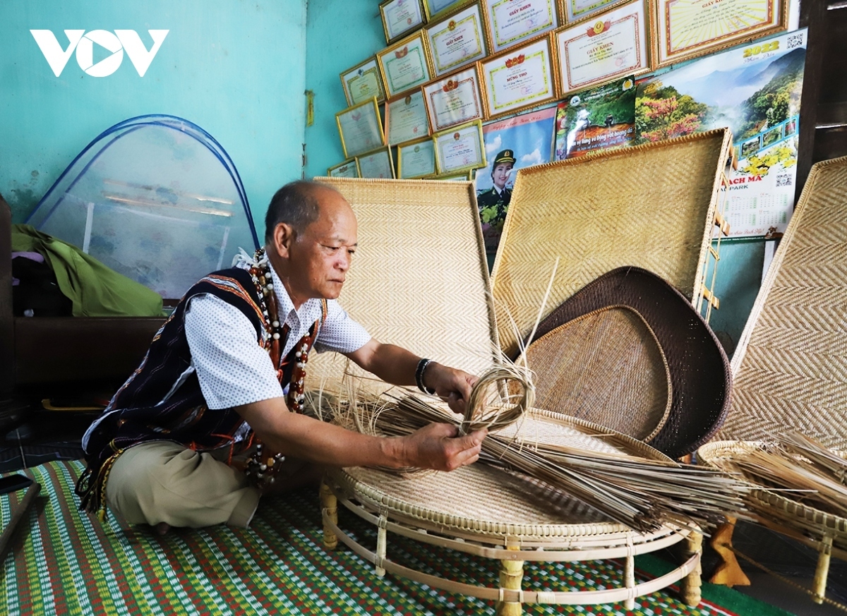 Rattan and bamboo products of the Co Tu ethnic people