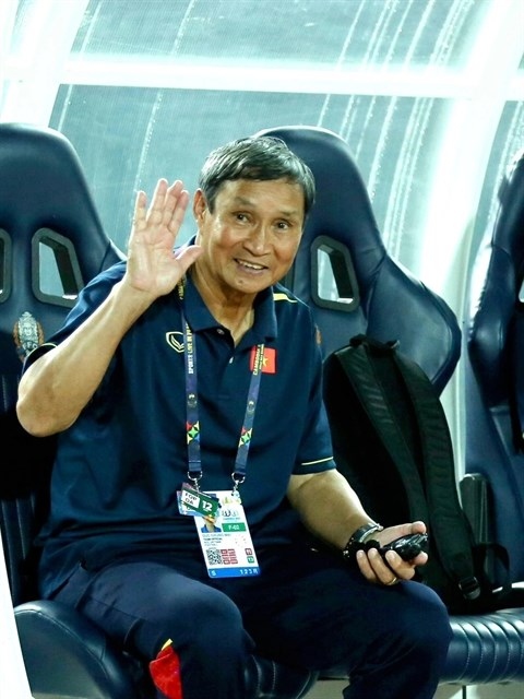 Coach Mai Duc Chung will retire from women's football when contract expires at the end of the year. (Photo: thanhnien.vn)