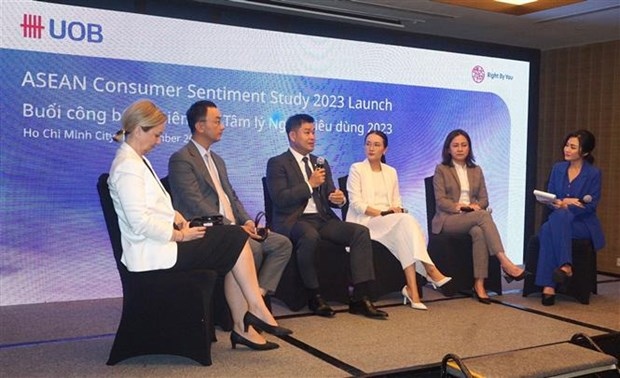 At the event to launch the “ASEAN Consumer Sentiment Study" on November 1