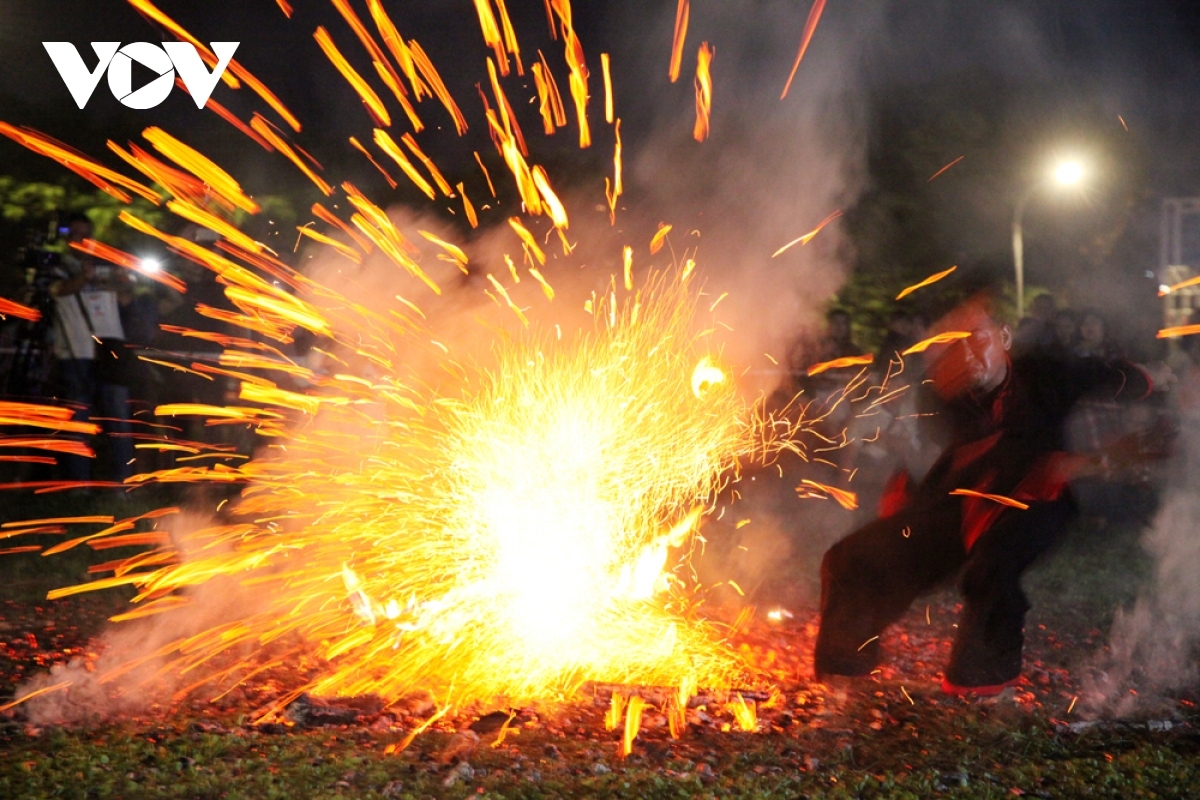 According to the belief of the Pa Then, the power of divine protects them from being burnt.