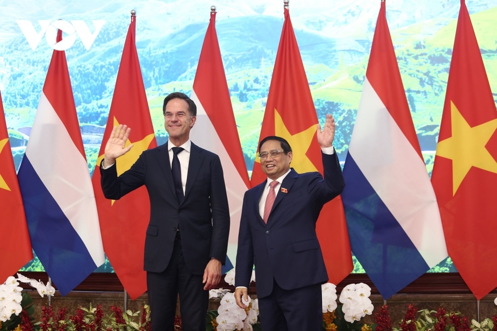 The Netherlands is currently the largest investor from the EU in the Vietnamese market, with a total investment capital of about US$13.7 billion. It is the largest importer of Vietnamese goods in Europe, with two-way trade turnover reaching more than US$11 billion last year.