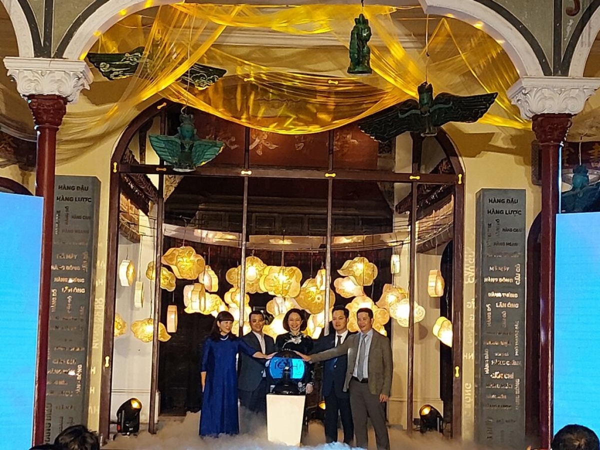 An overview of the launching ceremony