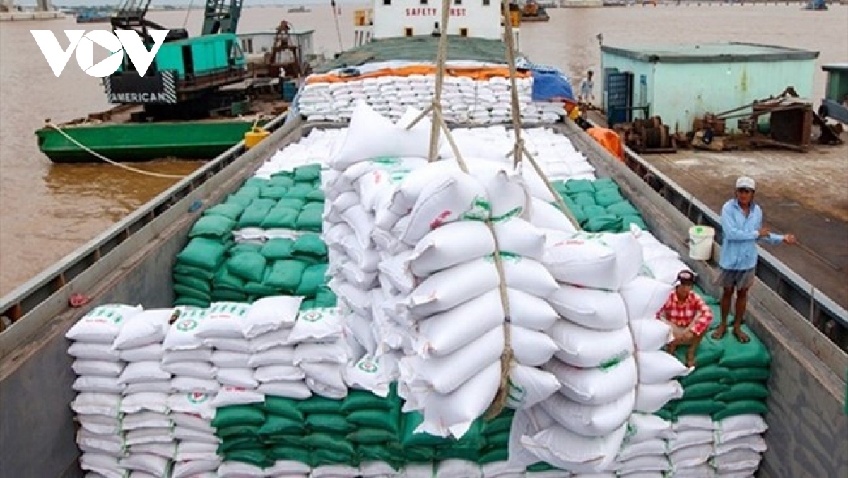 Vietnam ships abroad about 7.1 million tonnes of rice worth US$4 billion in the first 10 months of the year