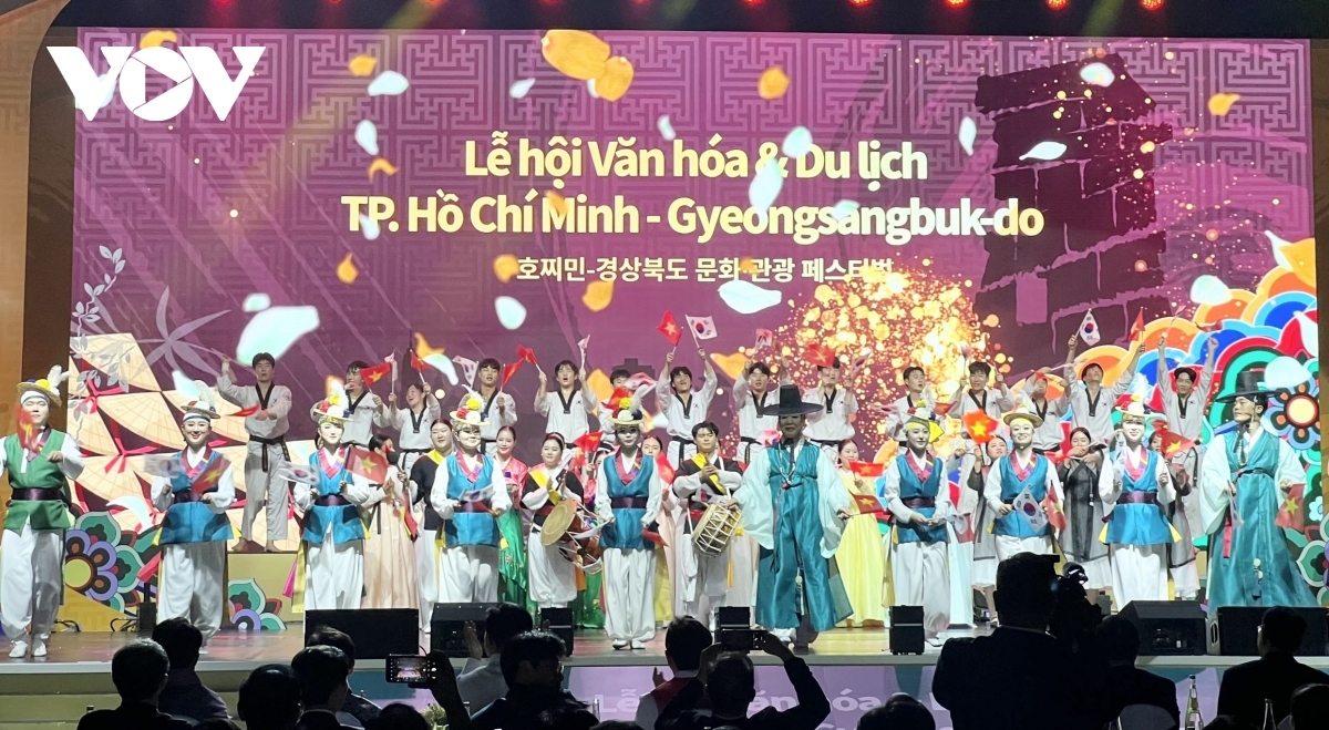 The event helps to introduce Korean culture to Vietnamese people.