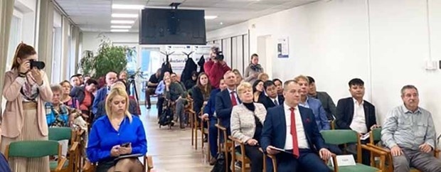 Participants in the business seminar in Nograd county of Hungary on November 7 (Photo: baoquocte.vn)