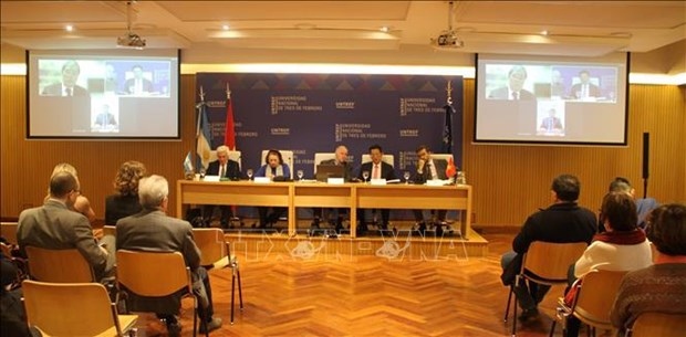 The workshop is held by the Vietnamese Embassy in Argentina and the National University of Tres de Febrero (UNTREF) in Buenos Aires. (Photo: VNA)