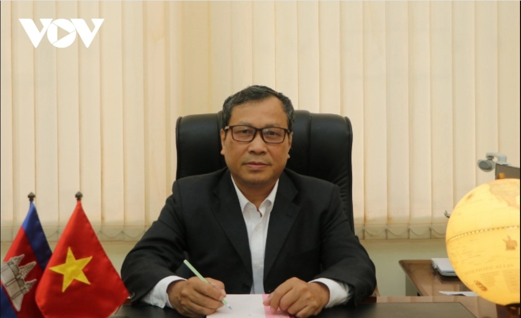 Phan Van Truong in charge of the Vietnam Trade Office in Cambodia