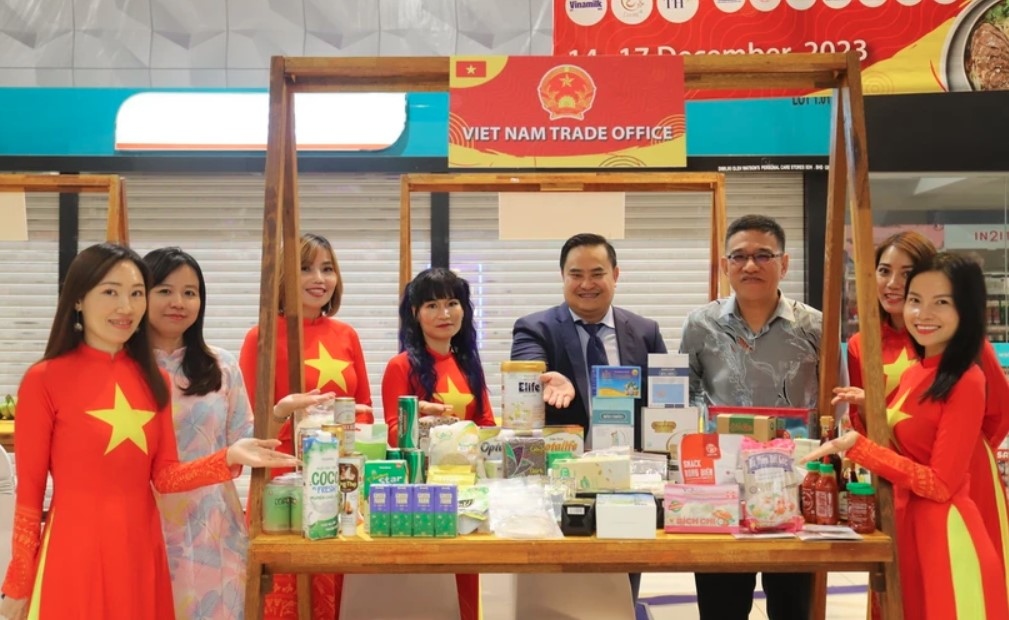 Vietnamese booths draws attention from visitors at the event