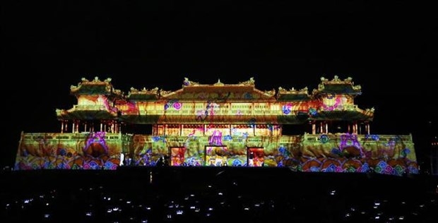 "Hue by light - The live show" offers feast of light spectacle.