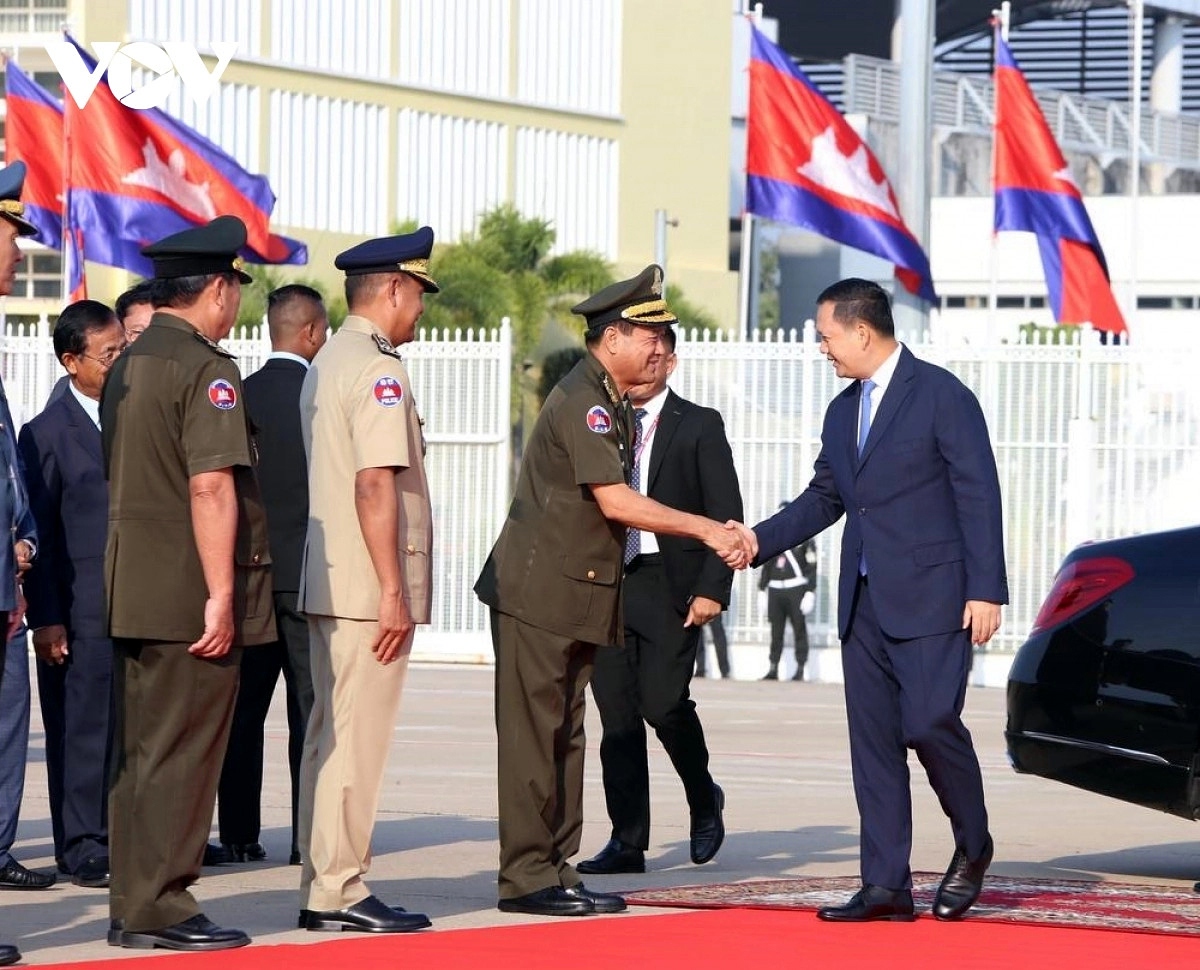 Cambodian Prime Minister Hun Manet leaves Phnom Penh for Hanoi on December 11 morning, beginning a two-day official visit to Vietnam