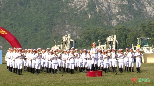 A rehearsal of the opening ceremony of the Vietnam - India Bilateral Army Exercise (VINBAX) 2023 is organised on December 8. (Photo: qdnd.vn)