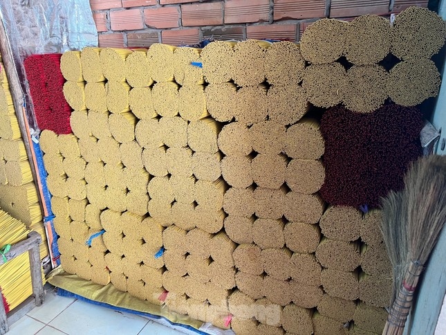 The craft has been modernised over recent years, with machines now used as opposed to humans in some stages, such as material mixing and drying.