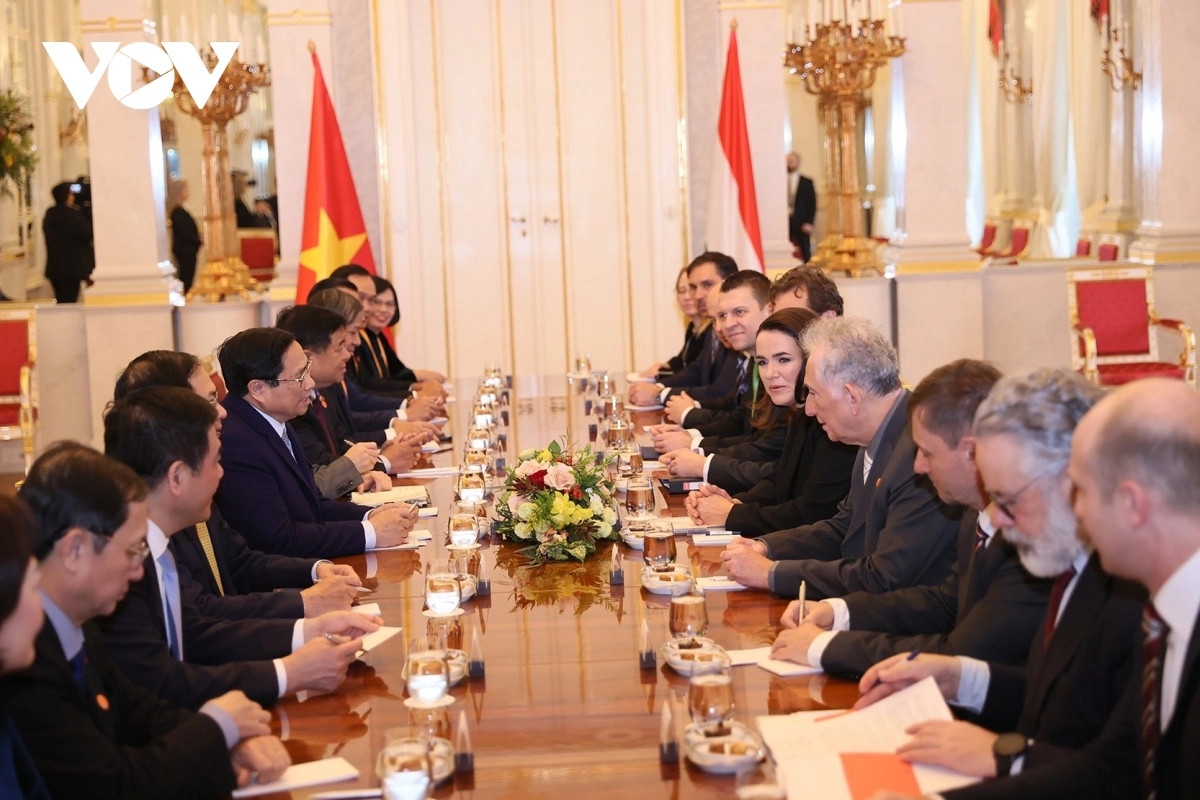 President Katalin Novak and Prime Minister Pham Minh Chinh agree that the two countries should bring into full play their potential to further promote bilateral cooperation. 