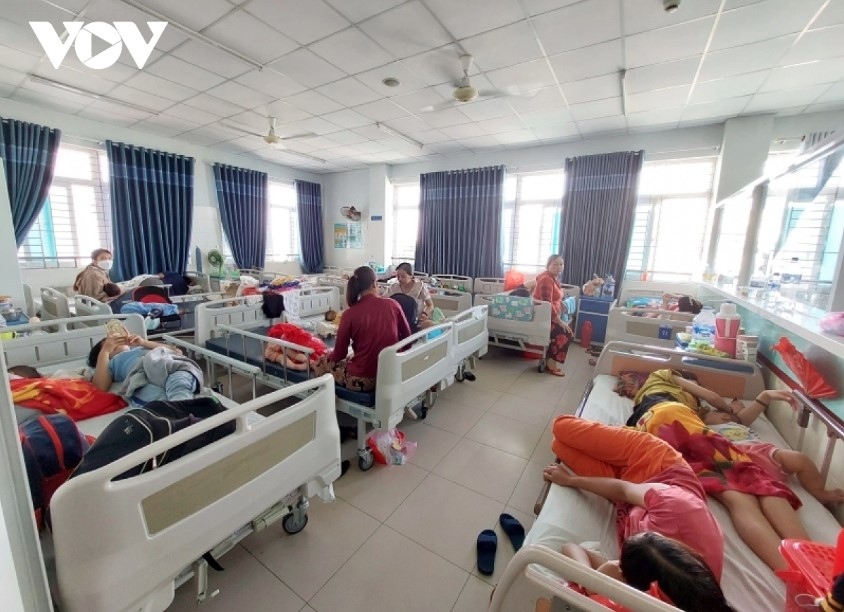 The number of children suffering from flu increase due to cold weather