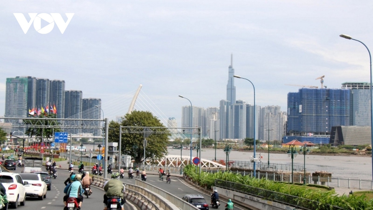 Many key infrastructure construction projects will break ground in 2024, helping to accelerate public investment disbursement - one o f the growth drivers of the economy