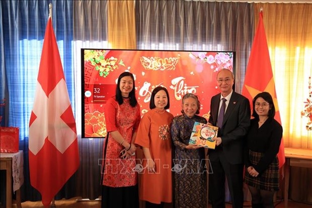 The Vietnamese Embassy in Switzerland holds a pre-Tet programme in Bern on Jan 28