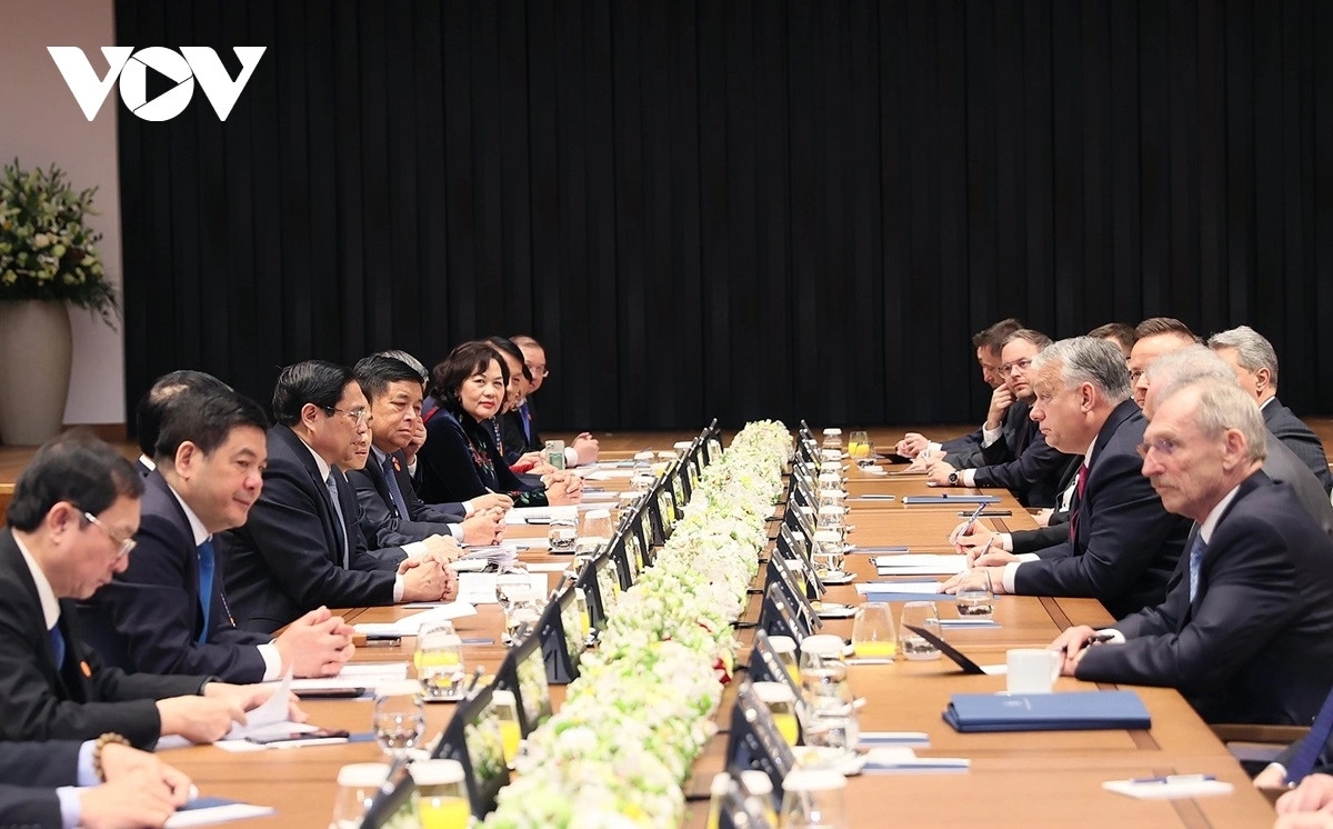 The two PMs discuss specific measures to raise the Vietnam-Hungary Comprehensive Partnership to new heights.