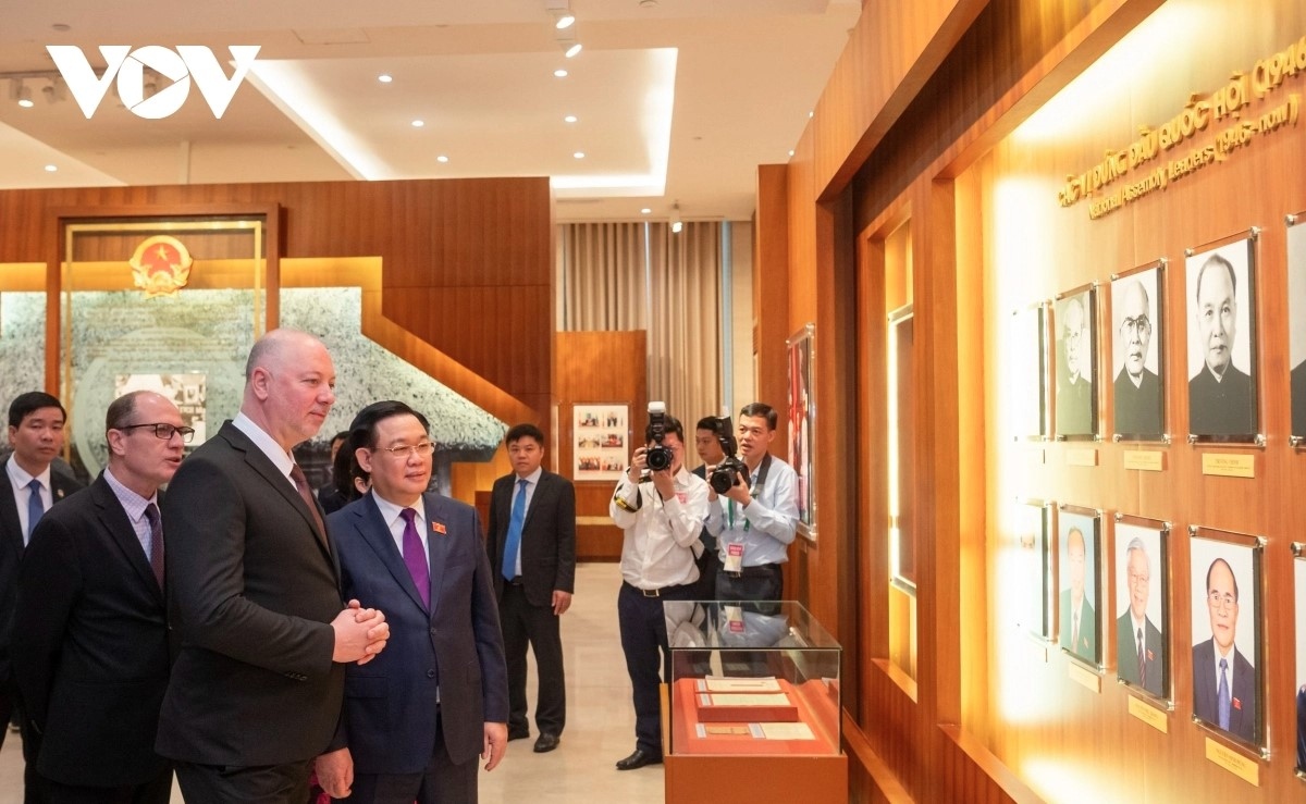 Bulgarian NA Speaker Rosen Dimitrov Jeliazkova visits the Vietnamese NA House