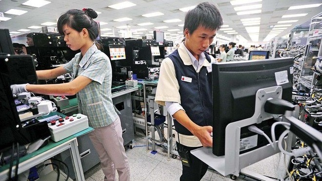 A number of foreign companies move production to Vietnam