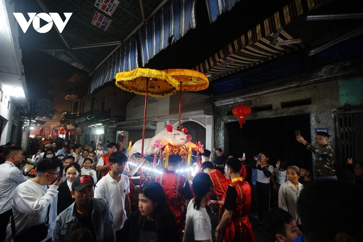 At midnight, the village elders begin a ritual that lasts until 2 a.m. the next day. After the ceremony, the pork is divided among the families of the village for good luck.