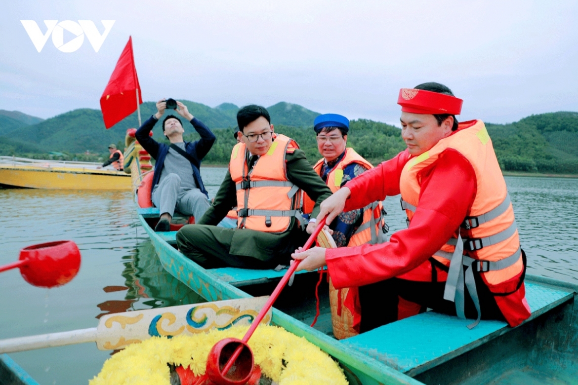 The event also features a range of traditional cultural activities and folk games.