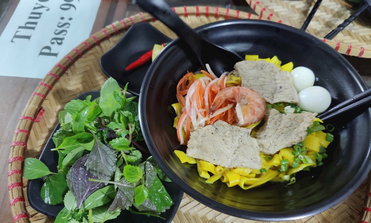Quang-style noodles (“Mì Quảng”) is placed in 21st position among the top 100 Asian noodles. (Photo courtesy of Taste Atlas)