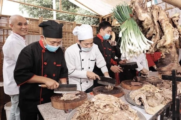 Master chefs and culinary experts to promote Vietnam's "pho" at the Pho Festival 2024 in Nam Dinh. (Photo: nhandan.vn)