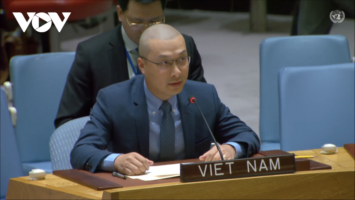 Chargé d’affaires Nguyen Hoang Nguyen, Deputy Permanent Representative of Vietnam to the United Nations, addresses the UNSC's open debate.