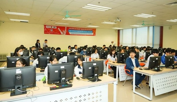 Candidates take part in the MOSWC in Hanoi. (Photo: doanthanhnien.vn)