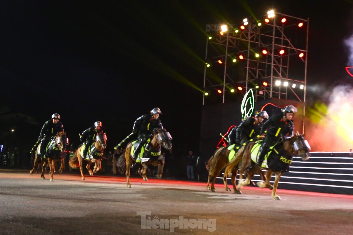 As one of the youngest units of the People’s Public Security force, the Cavalry Mobile Police Regiment has engaged in many of the country's major activities. 