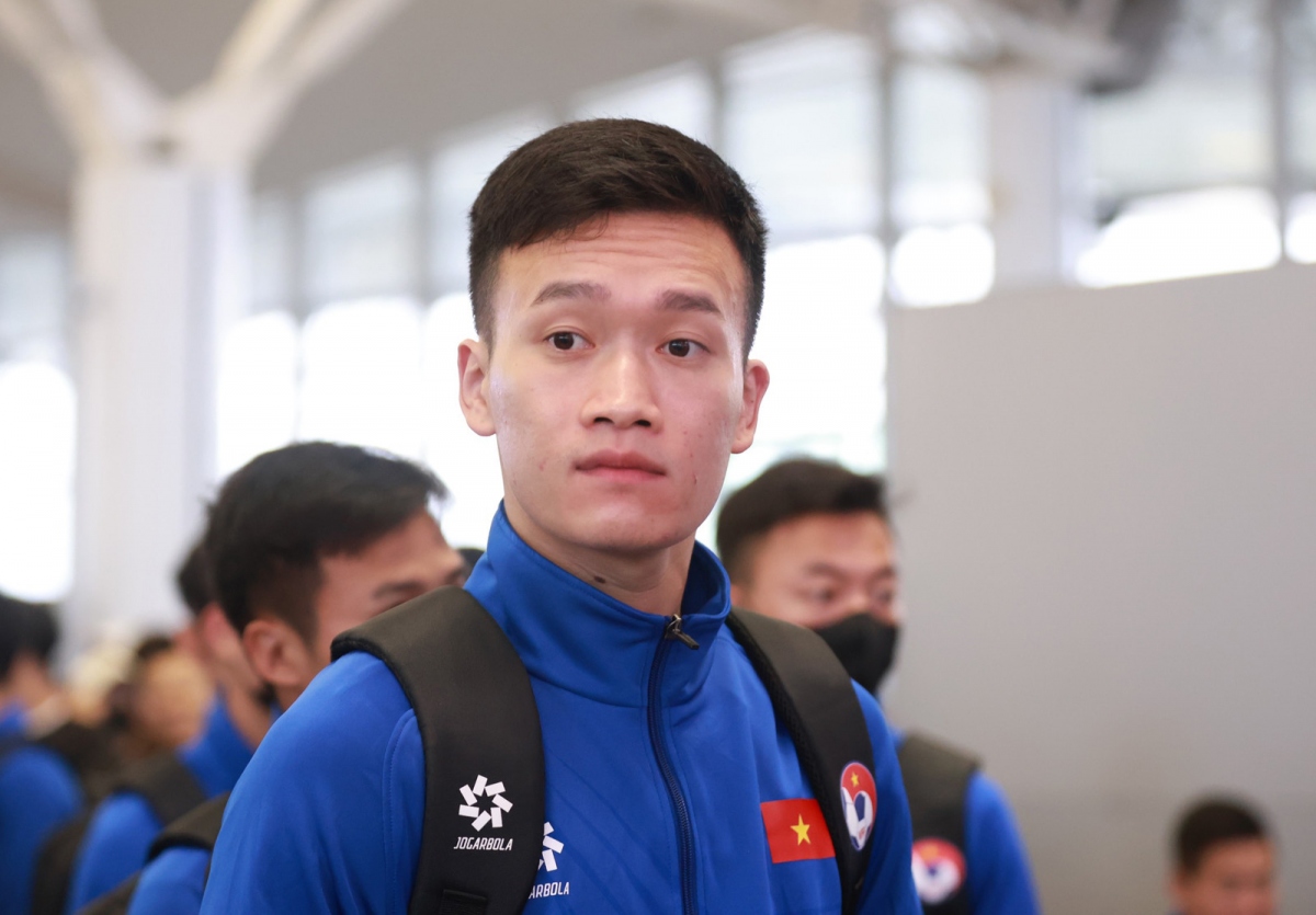 Midfielder Nguyen Hoang Duc, who won the Vietnam Golden Ball 2023, makes the list.
