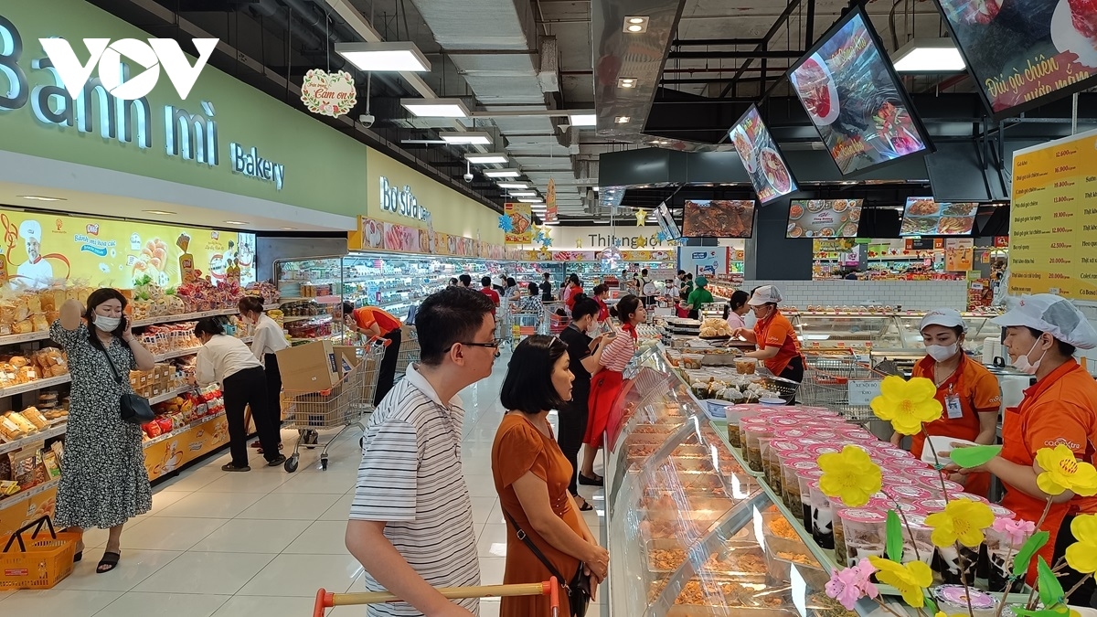 Vietnam’s consumer price index (CPI) in April has edged up 0.07% month on month and 4.4% year on year, according to the General Statistics Office.
