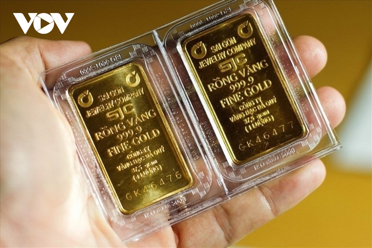 About 16,800 taels of gold bullion will be sold by the State Bank ò Vietnam to stabilize local market