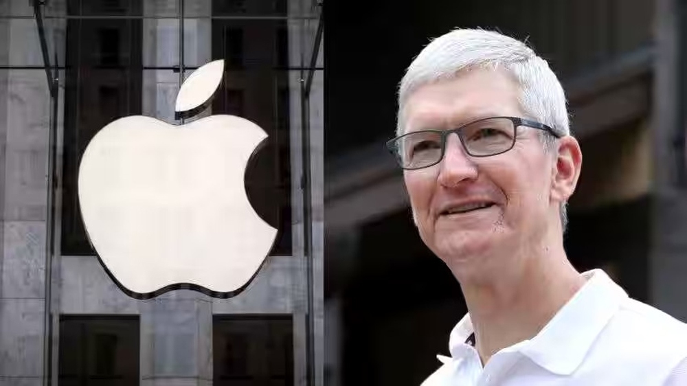 Apple CEO Tim Cook will have a busy schedule during his April 15-16 working trip to Vietnam. (Photo: Reuters).