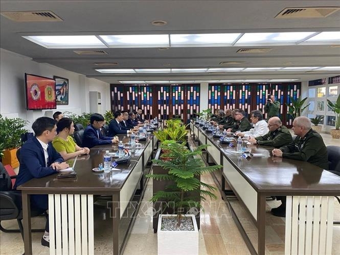 An overview of the working session in Havana between leaders of the Vietnamese Ministry of Public Security and the Cuban Ministry of the Interior. (Photo: VNA)