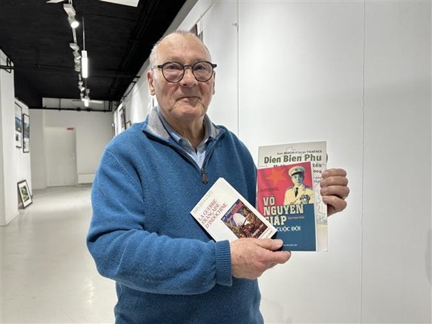 French historian Alain Ruscio introduces his books about Dien Bien Phu, namely "French War in Indochina", "Vo Nguyen Giap, a life", "Dien Bien Phu - Myth and reality"