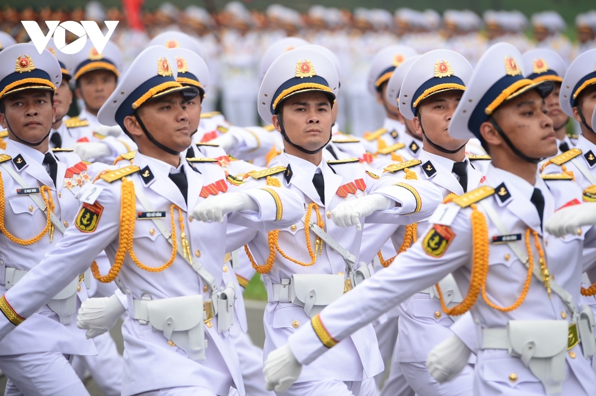 Naval soldiers also join the rehearsal.
