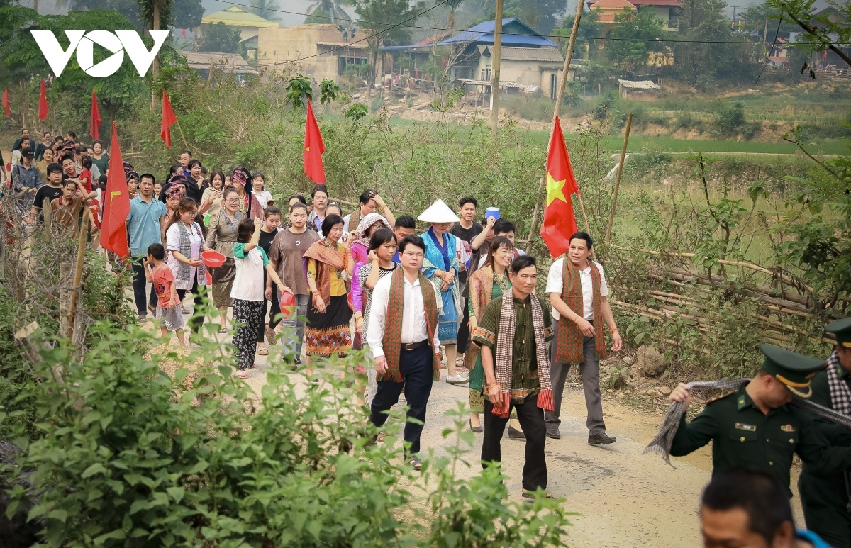 Both locals and tourists take part in the festival during the spring.