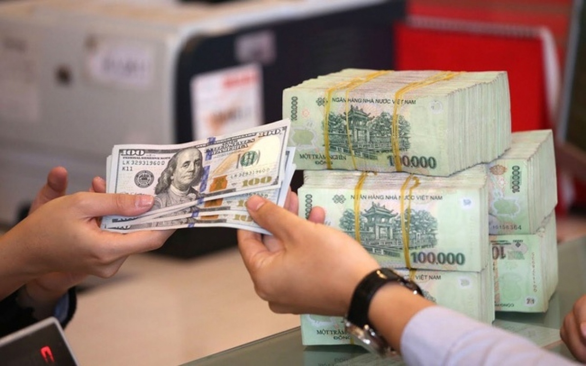 The foreign currency market is heating up in Vietnam following the appreciation of the green banknote worldwide