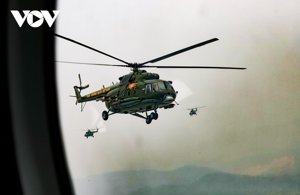 The parade will serve as the highlight among a series of activities which are to be held to mark the victory anniversary. It will serve to affirm the significance and historical value of the Dien Bien Phu victory and the overall development of the Vietnam People's Army.