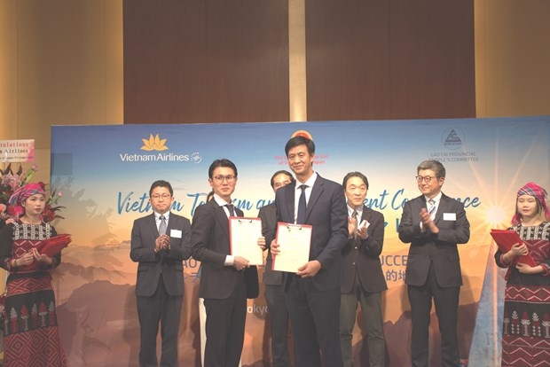 The conference features the handover of memoranda of understanding between Lao Cai and Japanese firms, as well as between Vietnamese and Japanese businesses.