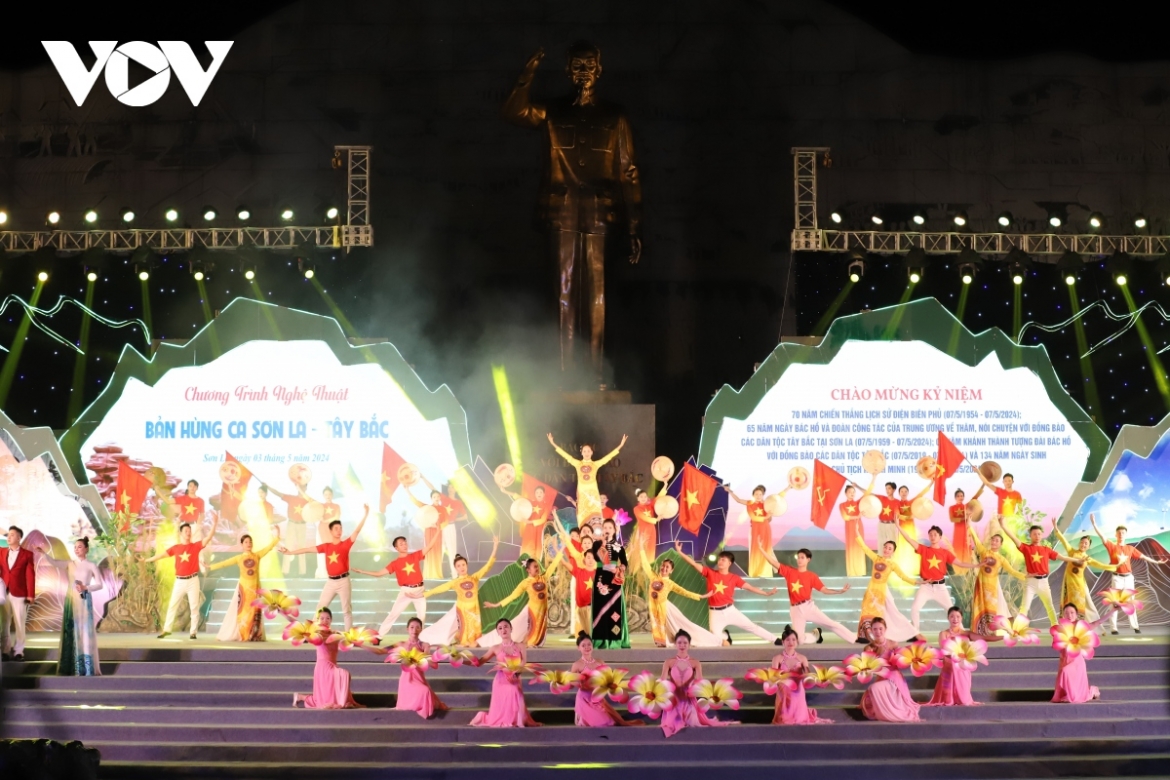 The art programme is divided into three main parts
