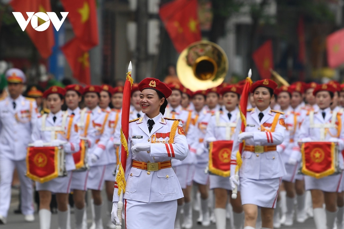 Female soldiers in the military parade