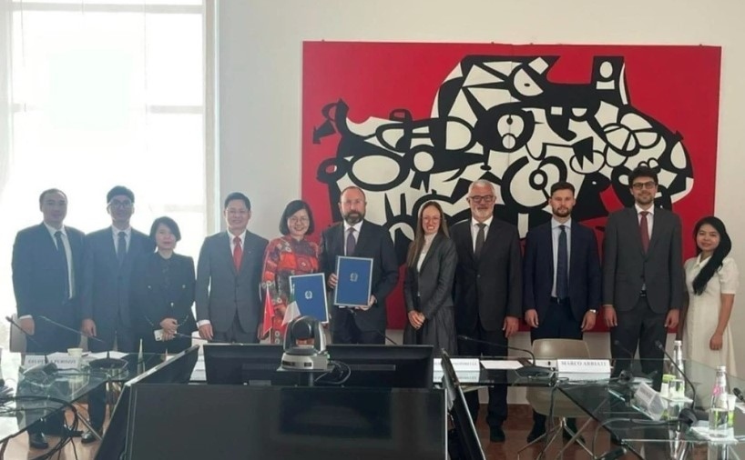 At the 8th session of the Vietnam-Italy Joint Committee on Science and Technology Cooperation