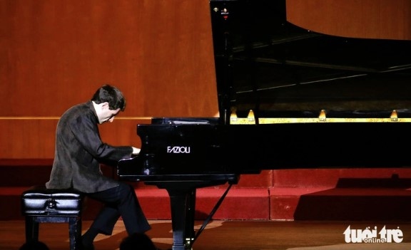 World renowned pianist Boris Giltburg thrills audience Ho Chi Minh City (Photo: Tuoi Tre)