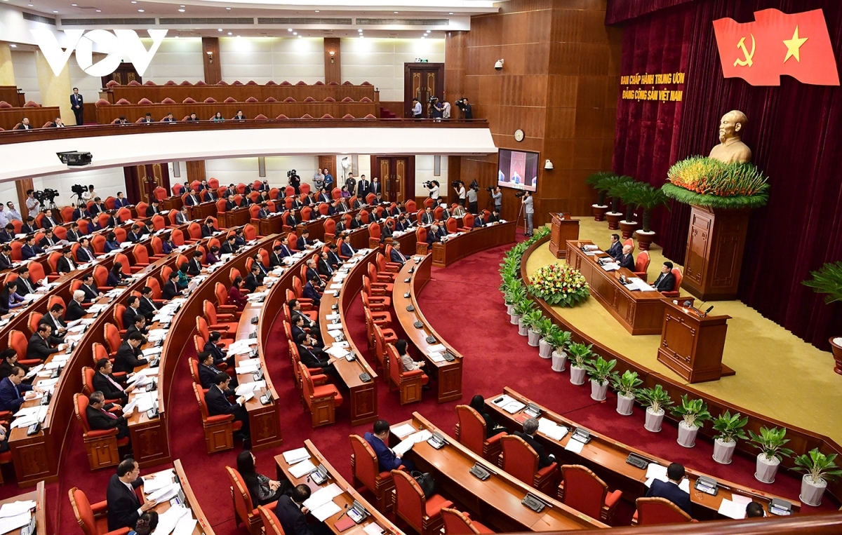 The 13th Party Central Committee opens its ninth session in Hanoi