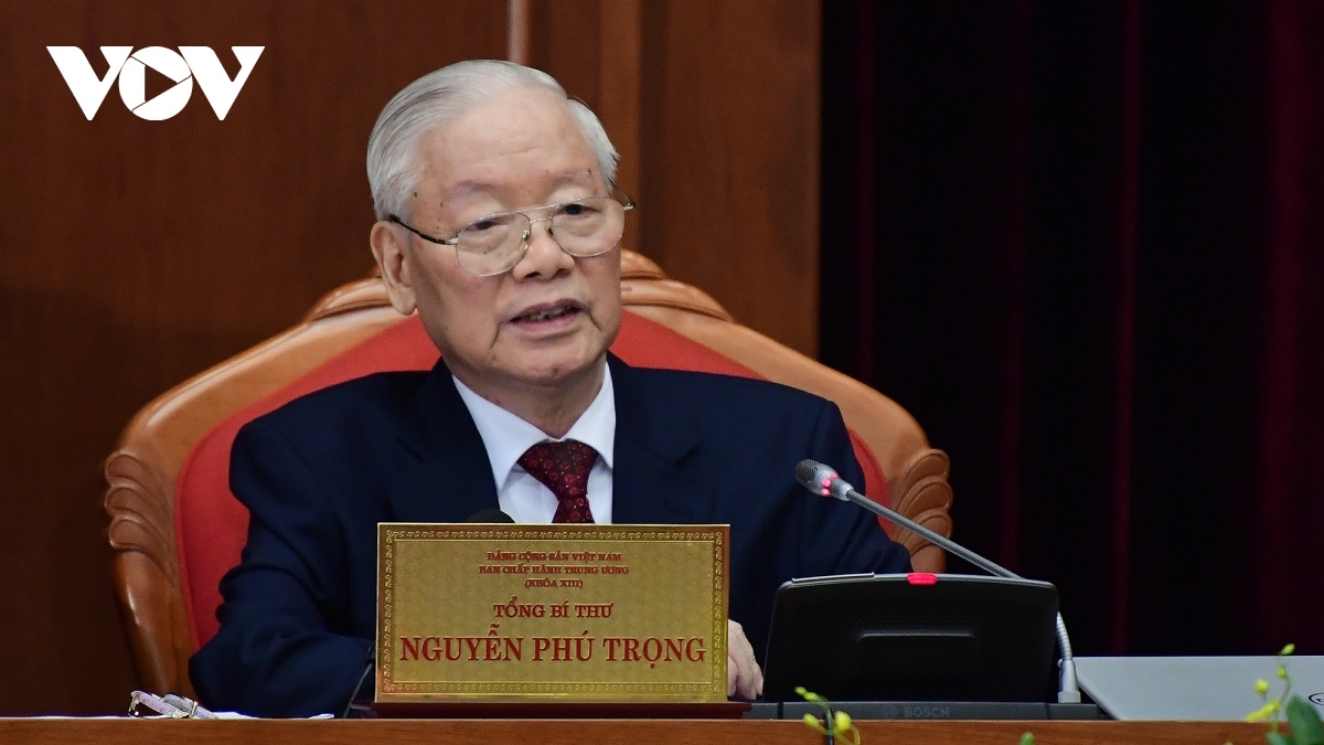 Party General Secretary Nguyen Phu Trong speaks at the plenum